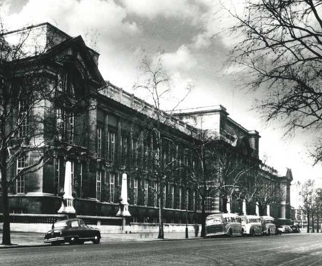 Building work commences on the Royal College of Science