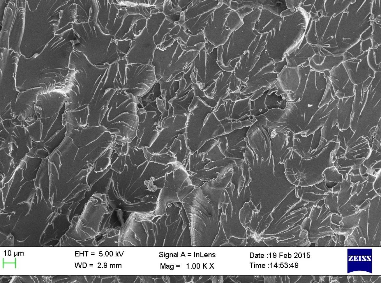 Fracture morphology of an epoxy-based nanocomposite containing reduced graphene oxide