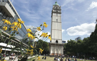 Queen's clock tower